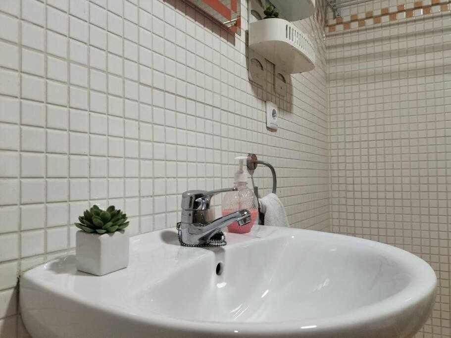 Loft Old City Couples Getaway Аліканте Екстер'єр фото